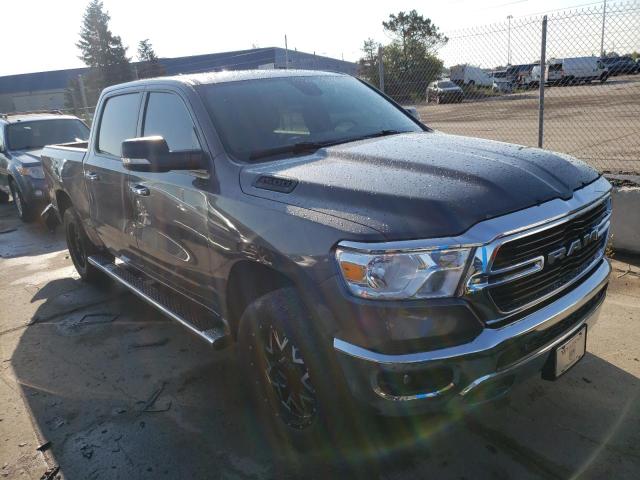 1C6SRFFT9KN585046 - 2019 RAM 1500 BIG H GRAY photo 1