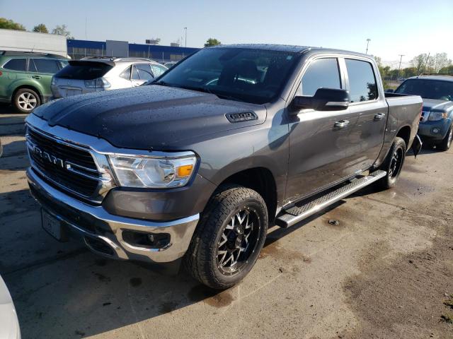 1C6SRFFT9KN585046 - 2019 RAM 1500 BIG H GRAY photo 2