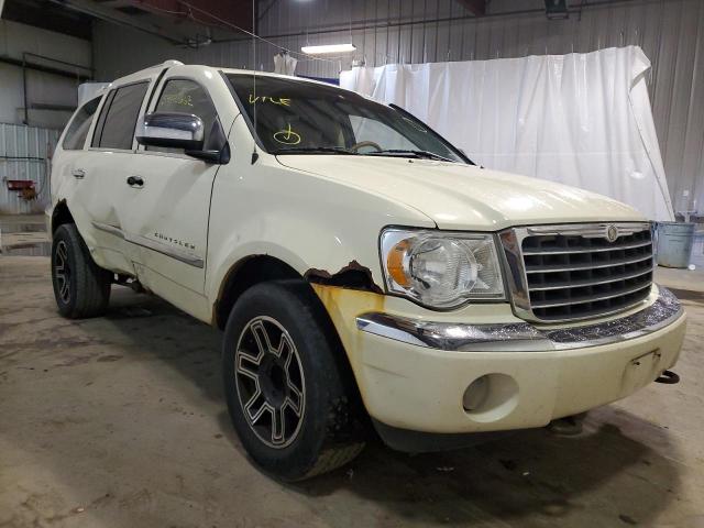 1A8HW58T69F715963 - 2009 CHRYSLER ASPEN LIMI CREAM photo 1