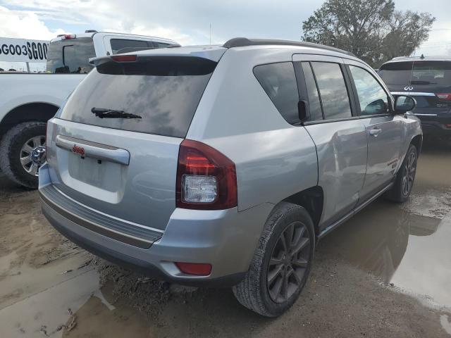 1C4NJCBB2GD807335 - 2016 JEEP COMPASS SP SILVER photo 4