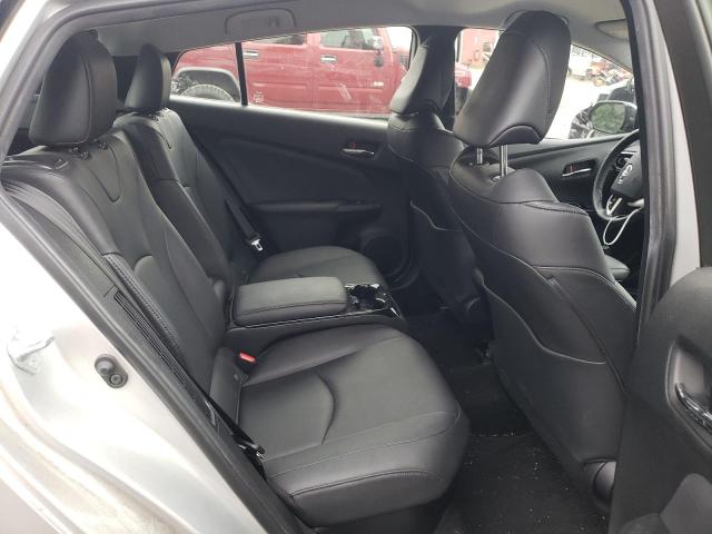 JTDKARFP8H3053506 - 2017 TOYOTA PRIUS PRIM 银色 照片 6