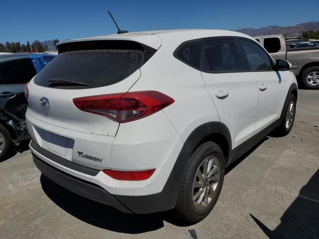 KM8J23A43HU568793 - 2017 HYUNDAI TUCSON SE WHITE photo 4