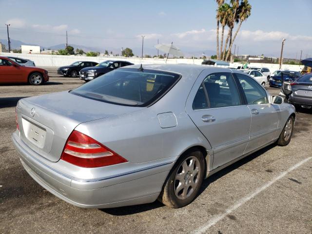 WDBNG75J3YA014619 - 2000 MERCEDES-BENZ S 500 SILVER photo 4