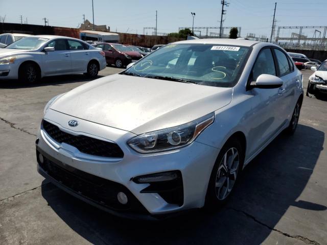 3KPF24AD8ME315574 - 2021 KIA FORTE FE SILVER photo 2