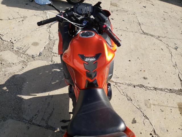 JKAEXEJ15HDA00812 - 2017 KAWASAKI EX650 J ნარინჯისფერი ფოტო 5