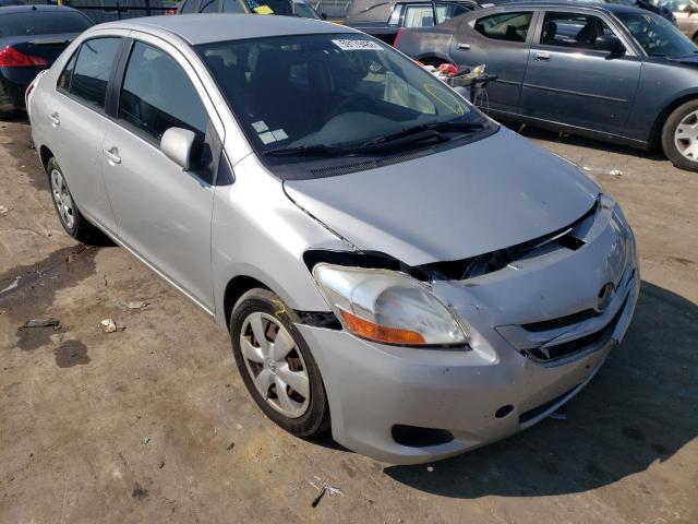 JTDBT903784029062 - 2008 TOYOTA YARIS SILVER photo 1