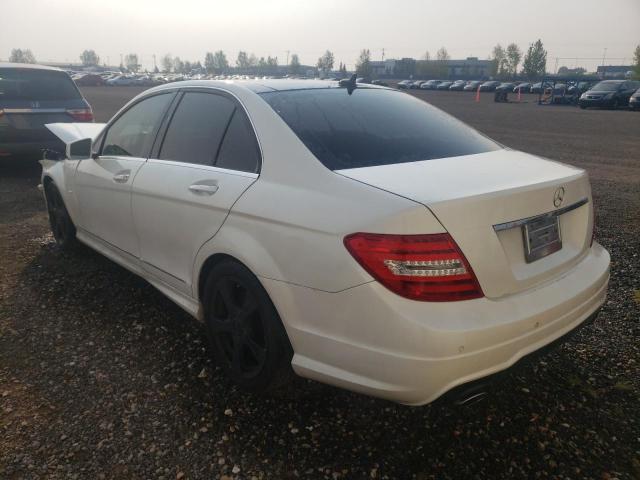 WDDGF8JB2CA619120 - 2012 MERCEDES-BENZ C 350 4MAT WHITE photo 3