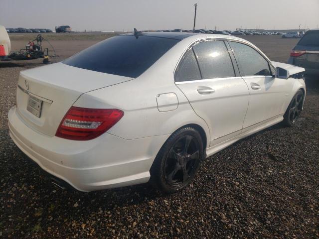 WDDGF8JB2CA619120 - 2012 MERCEDES-BENZ C 350 4MAT WHITE photo 4