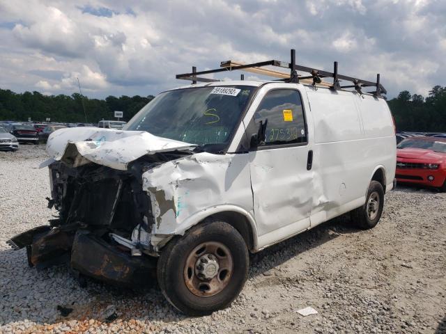 1GCHG35VX71248457 - 2007 CHEVROLET EXPRESS WHITE photo 2