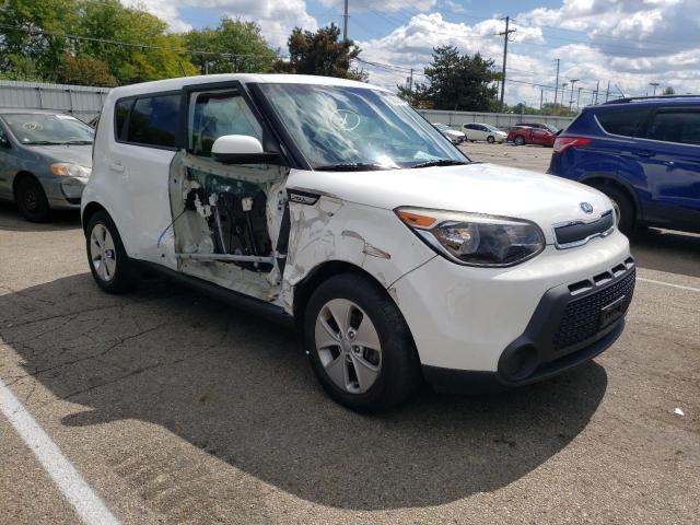 KNDJN2A23G7285179 - 2016 KIA SOUL WHITE photo 1