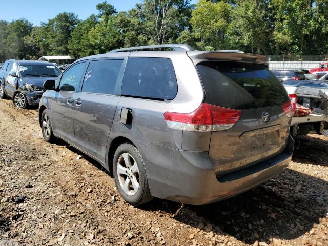 5TDKK3DC8BS051495 - 2011 TOYOTA SIENNA LE GRAY photo 3