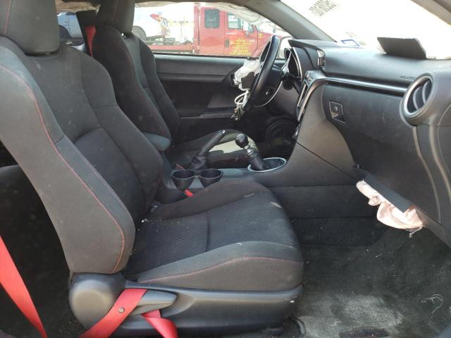 JTKJF5C78GJ026111 - 2016 TOYOTA SCION TC წითელი ფოტო 5