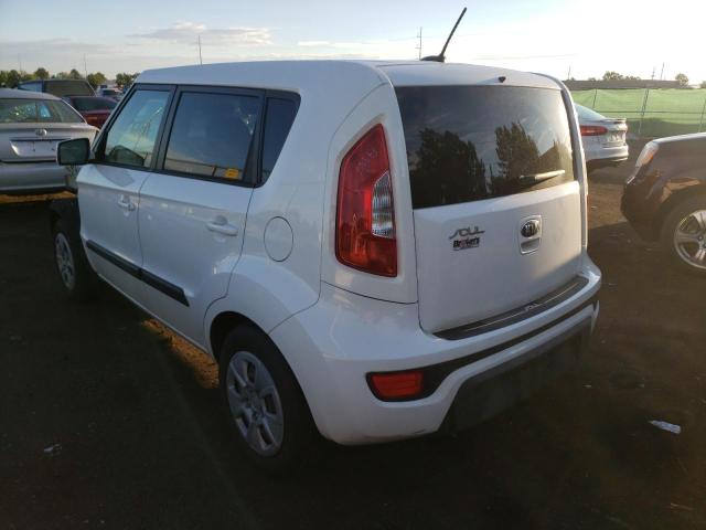 KNDJT2A57D7505015 - 2013 KIA SOUL WHITE photo 3