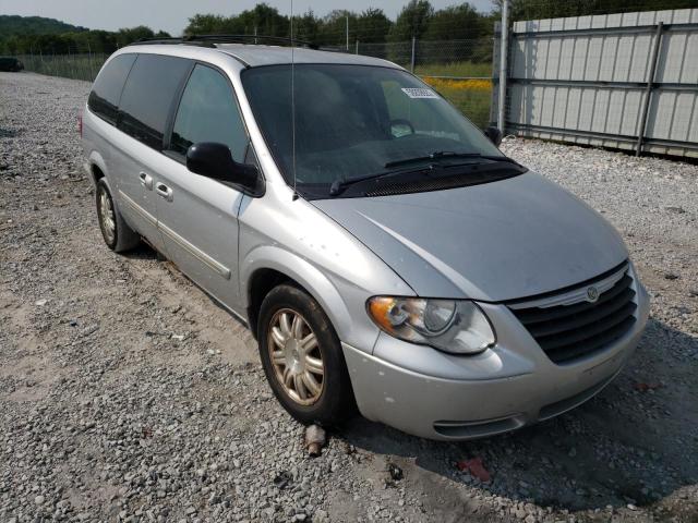 2A4GP54L76R826817 - 2006 CHRYSLER TOWN & COU SILVER photo 1