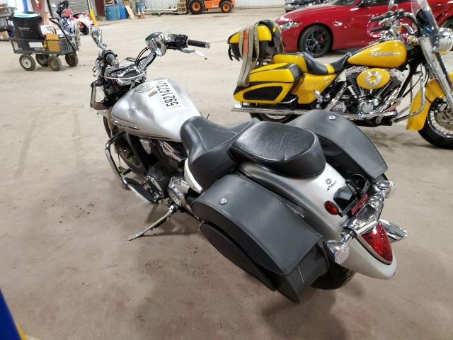 JYAVP31E1FA****** - 2015 YAMAHA XVS1300 A SILVER photo 3