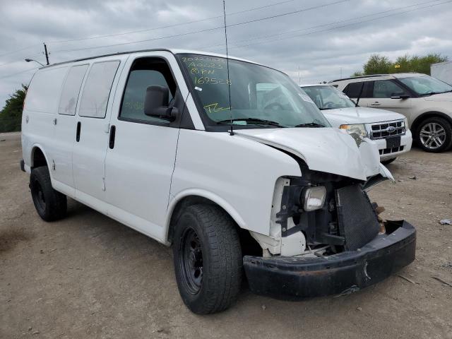 1GTS7AFX0C1169528 - 2012 GMC SAVANA G15 WHITE photo 1