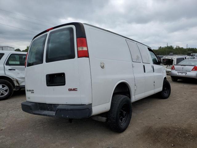 1GTS7AFX0C1169528 - 2012 GMC SAVANA G15 WHITE photo 4