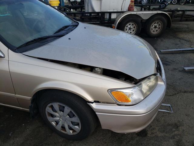 JT2BG22K0Y0505653 - 2000 TOYOTA CAMRY CE SILVER photo 9