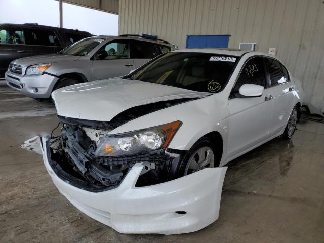 1HGCP3F81CA010933 - 2012 HONDA ACCORD EXL WHITE photo 2