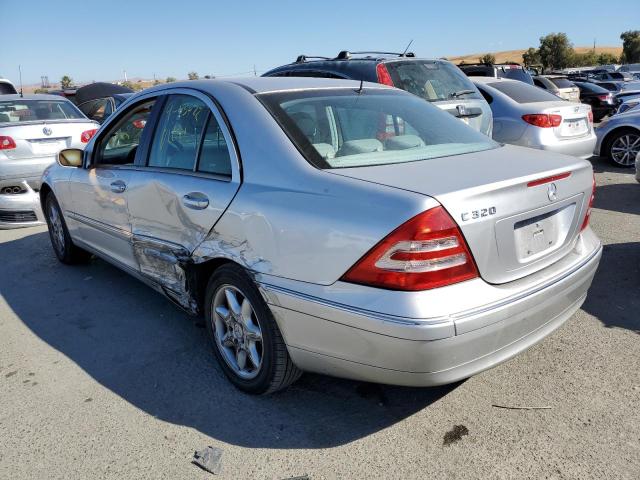 WDBRF64J82F189572 - 2002 MERCEDES-BENZ C 320 SILVER photo 3