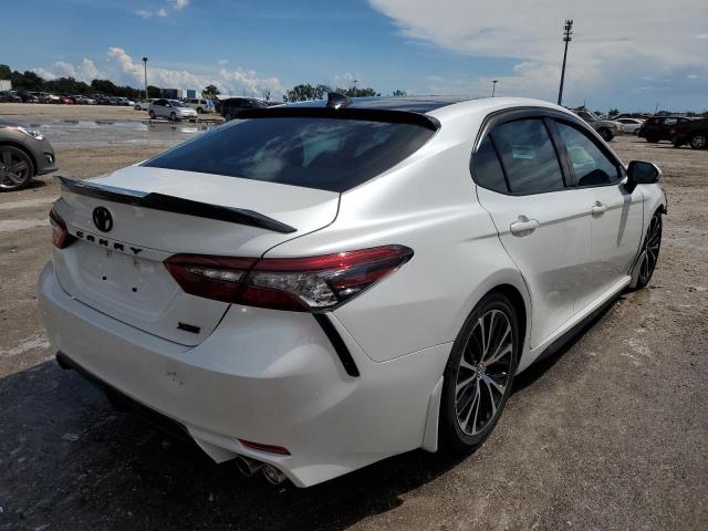 4T1K61AK3MU556326 - 2021 TOYOTA CAMRY XSE WHITE photo 4