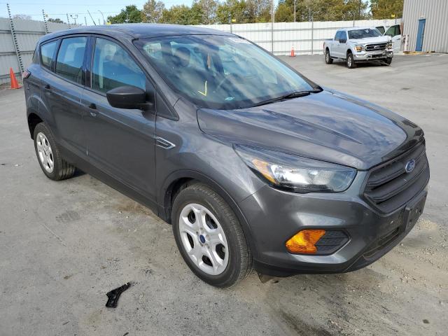 1FMCU0F79JUA57258 - 2018 FORD ESCAPE S GRAY photo 1