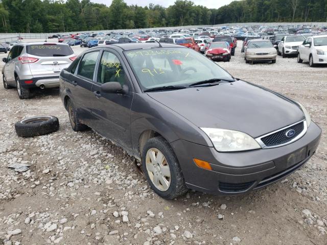 1FAHP34N17W294964 - 2007 FORD FOCUS ZX4 GRAY photo 1