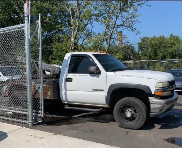 1GCHC24U82Z250510 - 2002 CHEVROLET SILVERADO WHITE photo 6