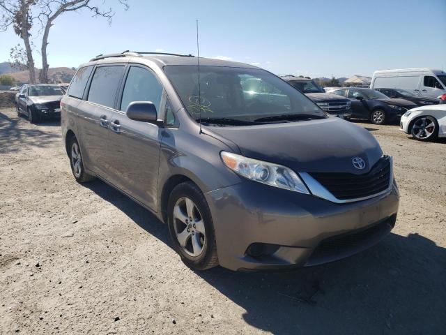 5TDKK3DCXCS207747 - 2012 TOYOTA SIENNA LE GRAY photo 1