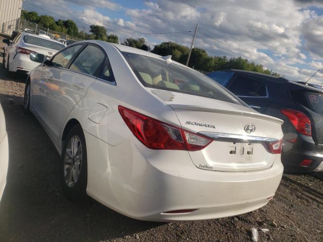 5NPEB4AC3DH653091 - 2013 HYUNDAI SONATA GLS WHITE photo 3