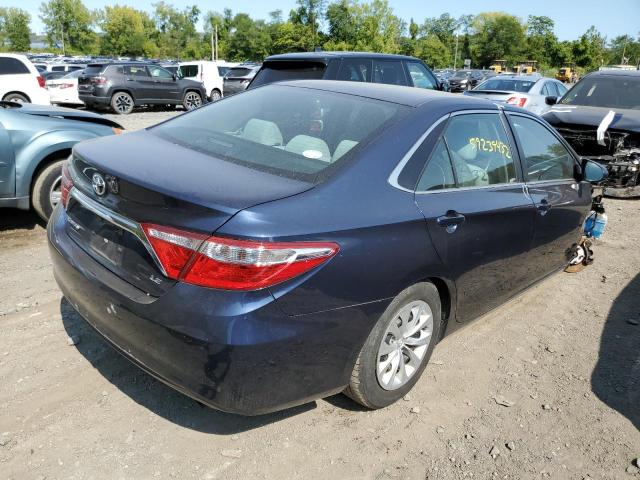 4T4BF1FKXFR488107 - 2015 TOYOTA CAMRY LE BLUE photo 4