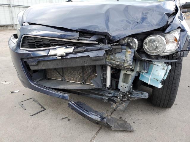 1G1JA5SH7F4200661 - 2015 CHEVROLET SONIC LS BLUE photo 9