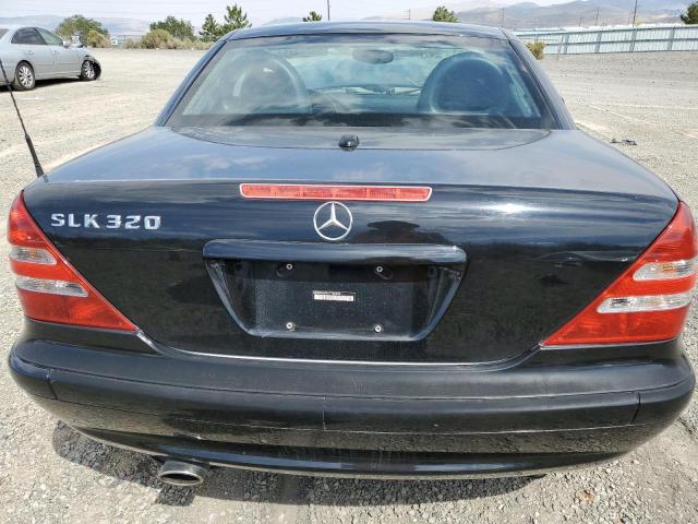 WDBKK65F81F186239 - 2001 MERCEDES-BENZ SLK 320 BLACK photo 6