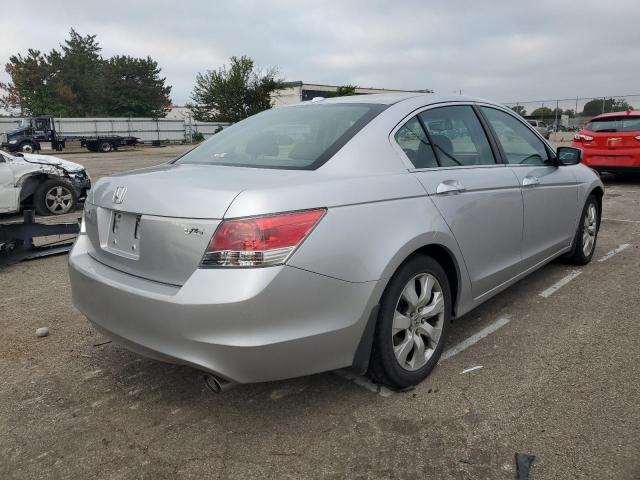 1HGCP36859A012449 - 2009 HONDA ACCORD EXL SILVER photo 4