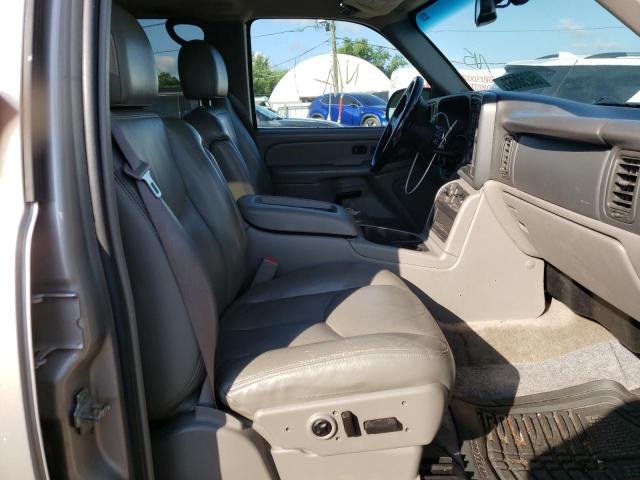 3GNFK16ZX5G164544 - 2005 CHEVROLET SUBURBAN TAN photo 5