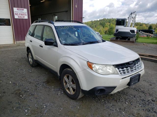 JF2SHABCXDH443683 - 2013 SUBARU FORESTER 2 WHITE photo 1