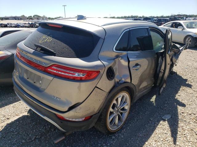 5LMCJ2C98HUL50277 - 2017 LINCOLN MKC SELECT GRAY photo 4