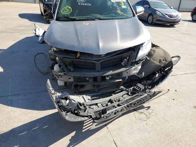 5LMCJ2C98HUL50277 - 2017 LINCOLN MKC SELECT ნაცრისფერი ფოტო 9