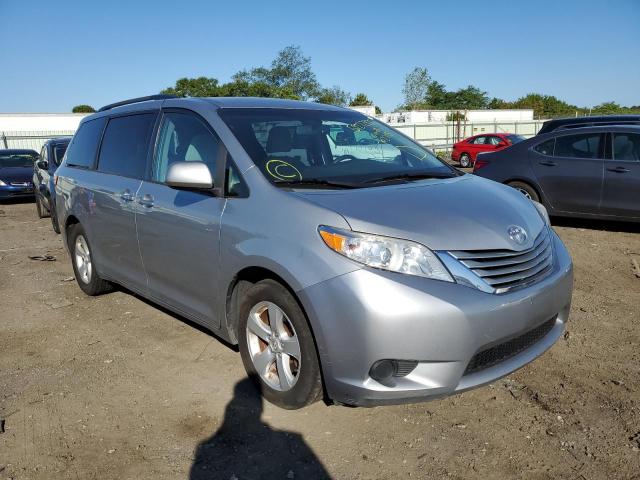 5TDKK3DC9GS702785 - 2016 TOYOTA SIENNA LE SILVER photo 1