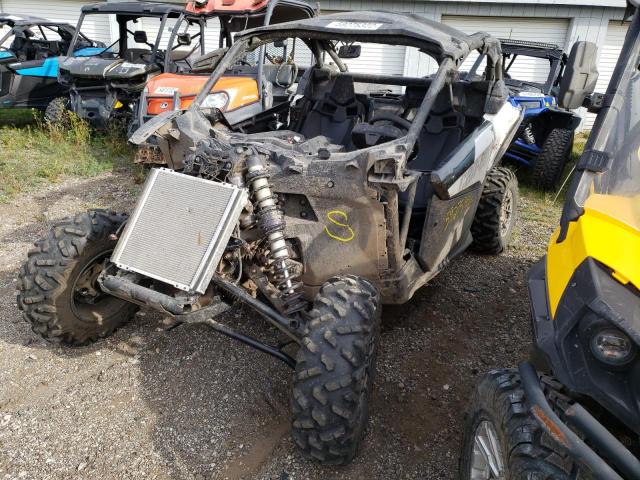 3JBVGAY46KK002235 - 2019 CAN-AM MAVERICK X TWO TONE photo 2