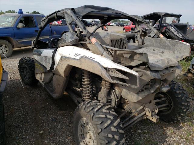 3JBVGAY46KK002235 - 2019 CAN-AM MAVERICK X TWO TONE photo 9