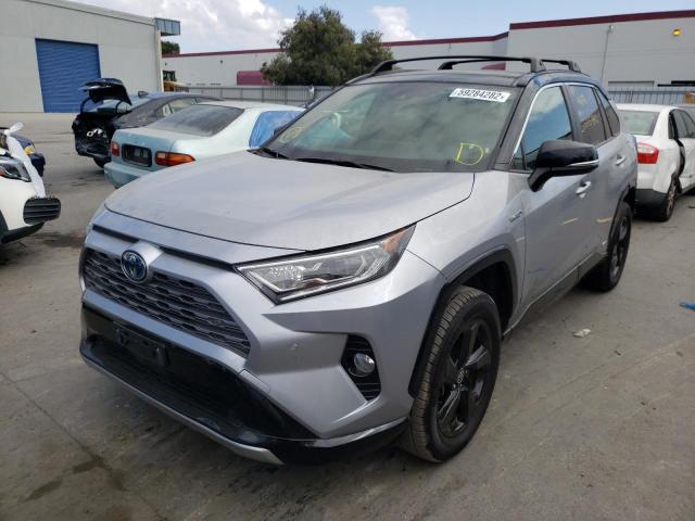 JTMEWRFV2LD540376 - 2020 TOYOTA RAV4 XSE SILVER photo 2