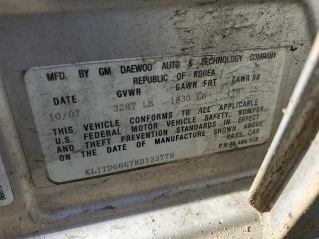 KL1TD66678B133779 - 2008 CHEVROLET AVEO BASE SILVER photo 10