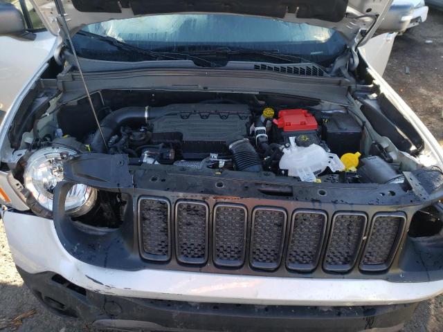 ZACNJDC16MPN23597 - 2021 JEEP RENEGADE T SILVER photo 7