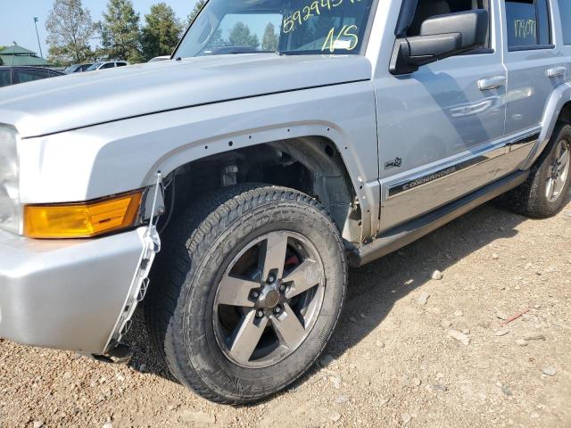 1J8HG48K16C273380 - 2006 JEEP COMMANDER 银色 照片 9
