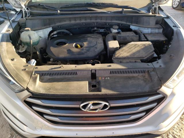 KM8J23A46GU089508 - 2016 HYUNDAI TUCSON SE SILVER photo 7