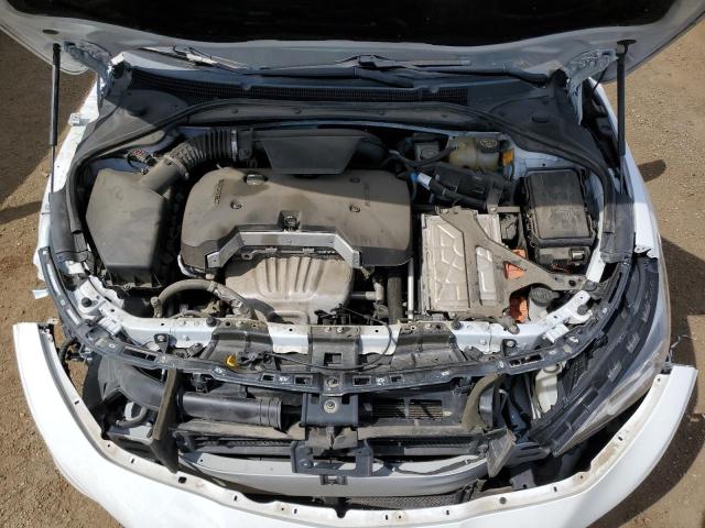 1G4ZP5SZ6JU135646 - 2018 BUICK LACROSSE E WHITE photo 7