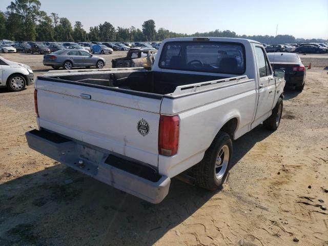 1FTDF15Y3RNB04132 - 1994 FORD F150 WHITE photo 4