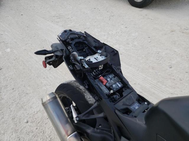 JH2SC7757MK400200 - 2021 HONDA CBR1000 RA BLACK photo 6