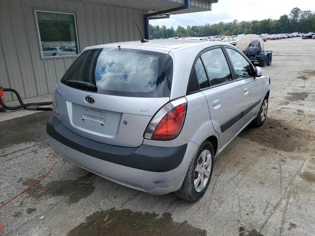 KNADE243096544220 - 2009 KIA RIO 5 SX SILVER photo 4